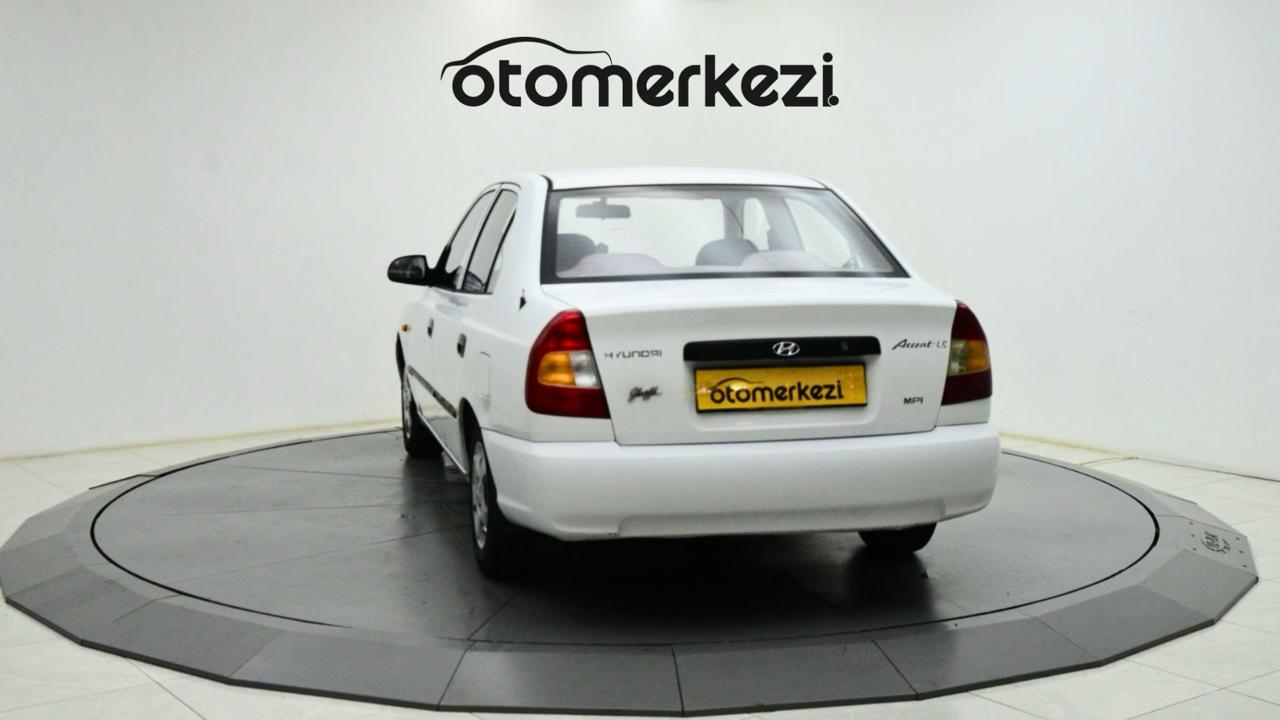 HYUNDAI ACCENT 7